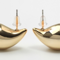 Серьги пластик &laquo;Капля&raquo; изогнутая мах, цвет золото