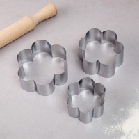 Набор форм для выпечки и выкладки &laquo;Цветок&raquo;, 12&times;12&times;5 см, нержавеющая сталь, 3 шт.