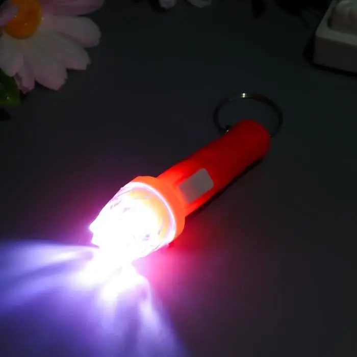 Фонарик брелок для ключей на кольце &laquo;Фигурный край&raquo;, горит, 6.7&times;2&times;2 см, МИКС