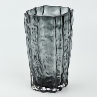 Ваза для цветов &laquo;Марбл блэк&raquo; из черного стекла 23&times;15&times;9 см