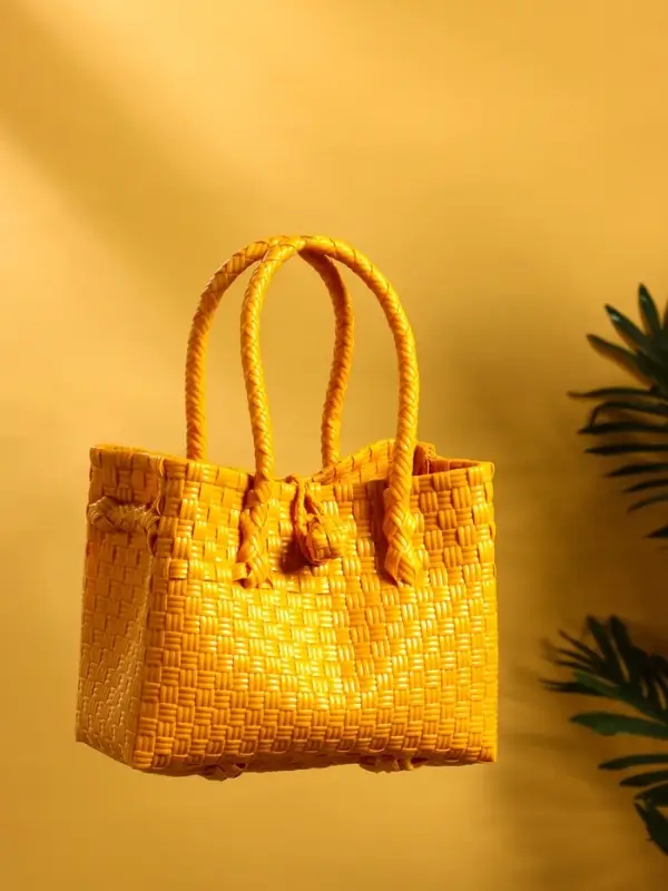 Сумка плетёная пластиковая 23х11х30 см, цв. жёлтый