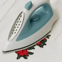 Термоаппликация &laquo;Цветы&raquo;, 20&times;7 см, красная