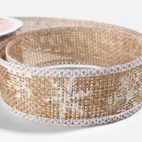 Лента текстильная 24мм*10&plusmn;0,5ярд(9,1м&plusmn;0,5м) снежинки бежевый/белый АУ