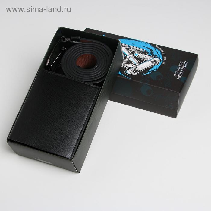 Набор &laquo;Первому во всем&raquo;, кошелек и ремень (122х3,7 см)