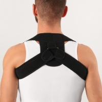 Массажёр - фиксатор для осанки с металлическими вставками, размер S-M, цвет чёрный