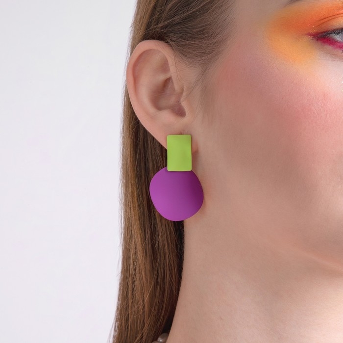 Серьги металл &laquo;Яркость&raquo; геометрия, цвет салатово-фиолетовый