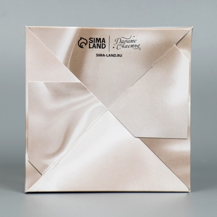 Коробка подарочная для цветов с PVC крышкой, упаковка, «Шёлк», 12 х 12 х 12 см Коробка подарочная для цветов с PVC крышкой, упаковка, «Шёлк», 12 х 12 х 12 см