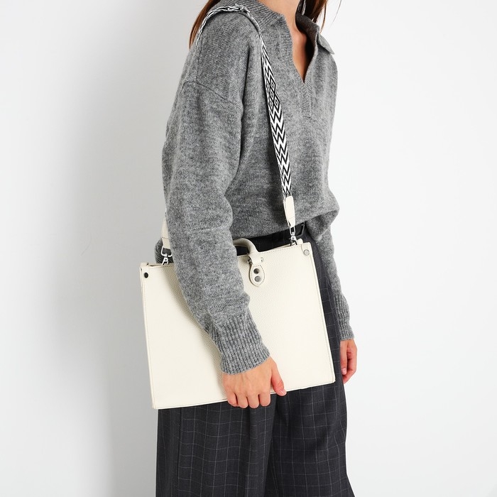 Сумка женская тоут на молнии, цвет белый