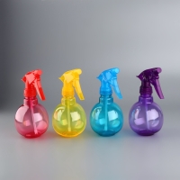 Распылитель парикмахерский, 300 мл, цвет МИКС Распылитель парикмахерский, 300 мл, цвет МИКС