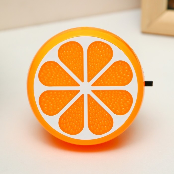 Ночник пластик LED 1W Ночник пластик LED 1W "Цитрус" 6,5х6,5х3,5 см RISALUX