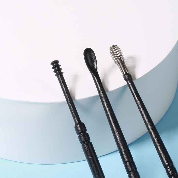 Набор для чистки ушей, 3 предмета, в пластиковом футляре, 10,5 &times; 3 &times; 1 см, цвет чёрный