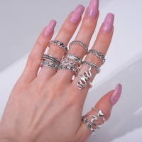 Набор колец 13 штук &laquo;Ассорти&raquo; цветы, змея, размер МИКС, цвет чернёное серебро