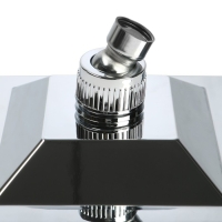 Лейка стационарная ZEIN Z3194, с LED подсветкой, 3 цвета, пластик, хром Лейка стационарная ZEIN Z3194, с LED подсветкой, 3 цвета, пластик, хром