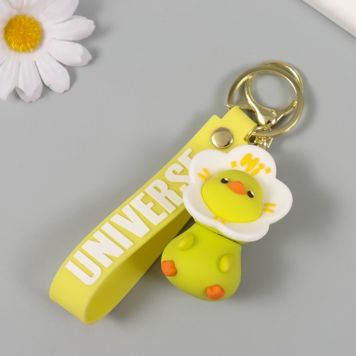 Брелок резина с карабином, ремешком Брелок резина с карабином, ремешком "Цыплёнок в цветочке" цветочек крутится 3,5х4х6,2 см