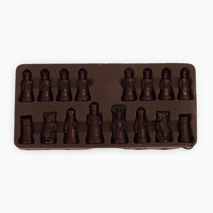 Шахматы настольные сувенирные "Династия Цин" 43 х 43 см, король h-8.5 см, пешка h-6.5 см