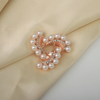 Зажим для платка &laquo;Роза ветров&raquo;, цвет белый в розовом золоте