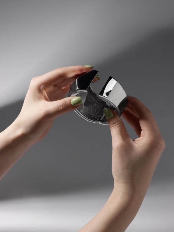 Браслет металл &laquo;Манжета&raquo; углы, цвет серебро