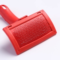 Пуходерка с каплями, эргономичная ручка, 10 х 15 см, красная Пуходерка с каплями, эргономичная ручка, 10 х 15 см, красная