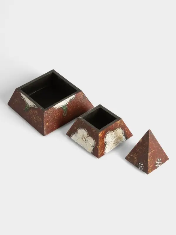 Шкатулка &laquo;Пирамидка&raquo;, 15&times;15&times;20 см, МДФ