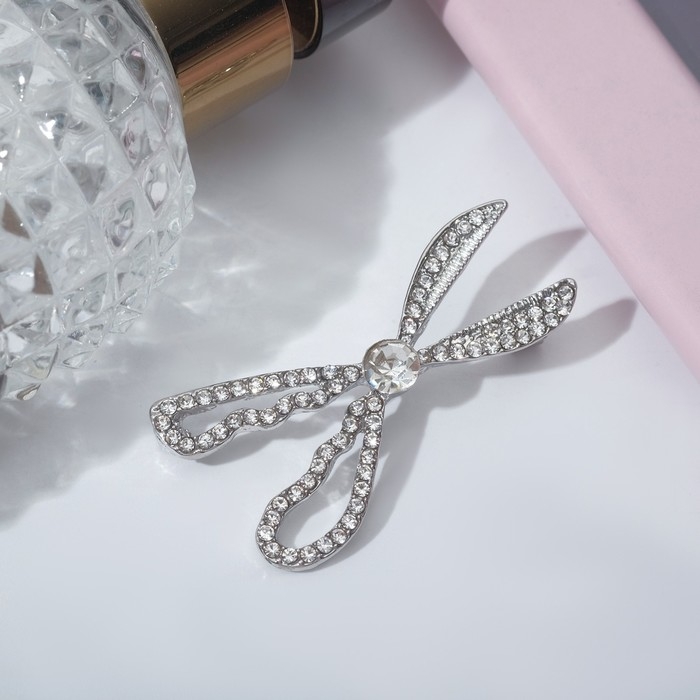 Брошь &laquo;Ножницы&raquo; драгоценные, цвет белый в серебре