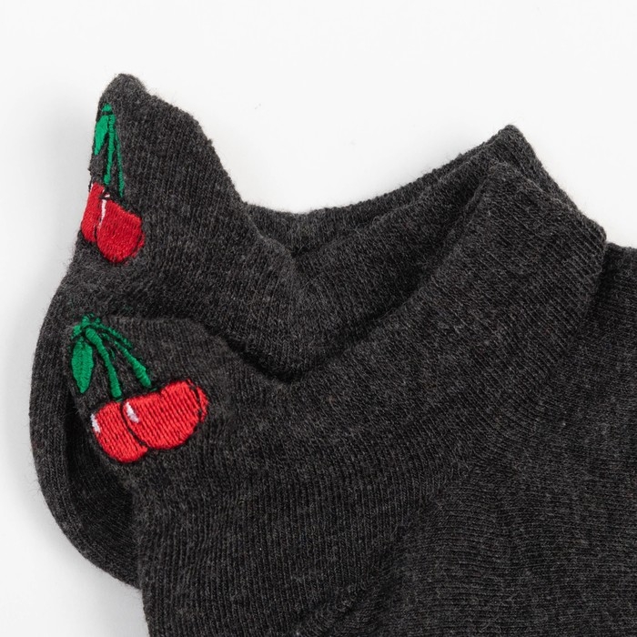 Носки женские укороченные MINAKU &laquo;Вишня&raquo;, цвет графит, размер 36-39 (23-25 см)