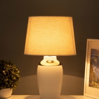 Настольная лампа "Бабл" 1х15Вт Е14 белый/золото 28х28х44см