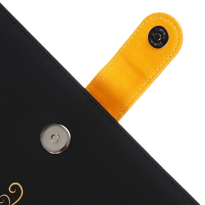 Ежедневник недатированный, обложка ПВХ, формат А5, 140 л, клетка, с хлястиком, Черный