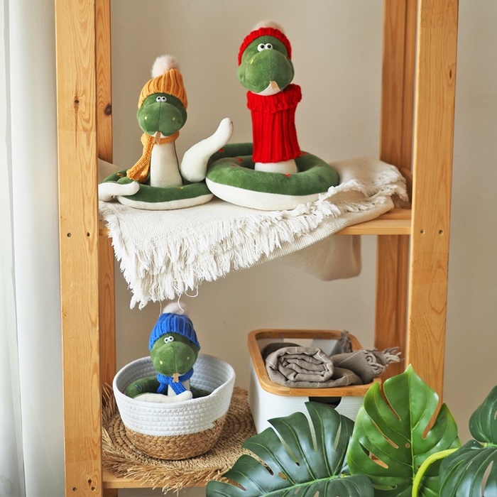 Новый год! Мягкая игрушка &laquo;Змей Сёма&raquo;, в синей шапке, 20 см