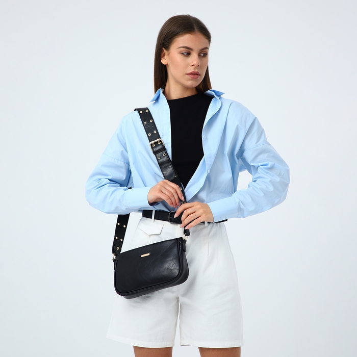 Сумка женская, багет, на молнии, цвет чёрный Сумка женская, багет, на молнии, цвет чёрный