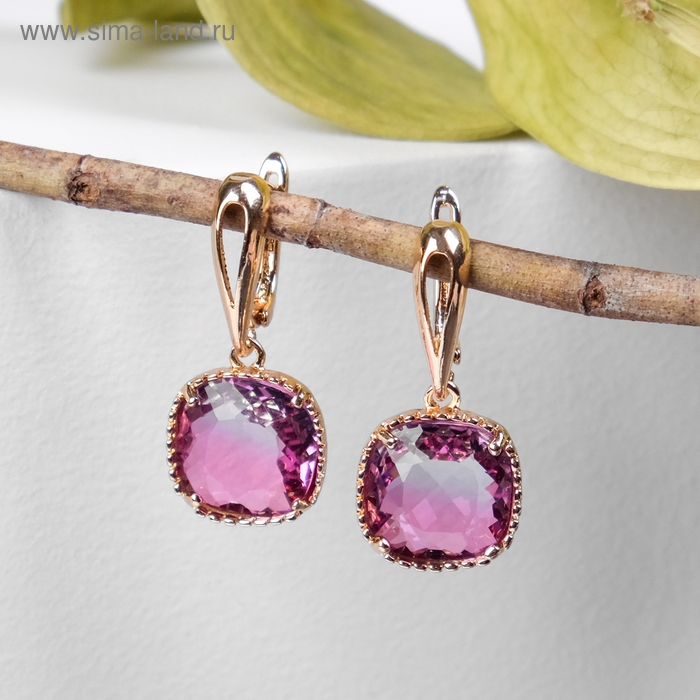 Серьги со стразами &laquo;Иллюзион&raquo; плавный квадрат, цвет малиново-фиолетовый в золоте