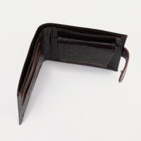 Портмоне мужское на кнопке, для купюр, для карт, для монет, цвет коричневый Портмоне мужское на кнопке, для купюр, для карт, для монет, цвет коричневый