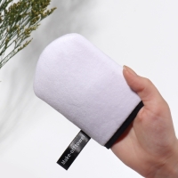 Варежка для умывания, 12,5 &times; 10 см, с подвесом, цвет белый/чёрный