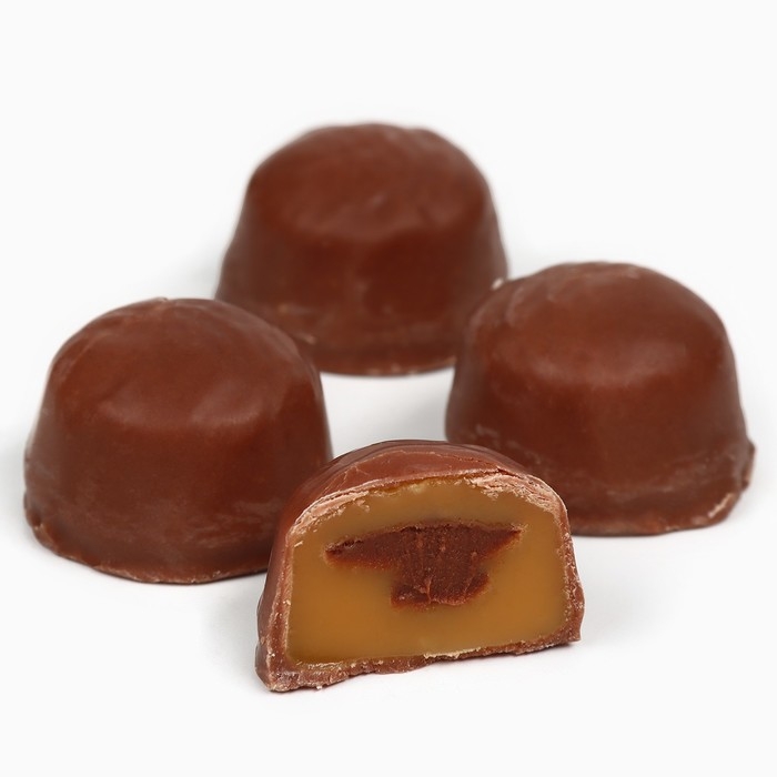 Новый год! Подарочный набор &laquo;Волшебных моментов в новом году&raquo;: чай зеленый с жасмином и чёрный: пряный апельсин 20 г., арахис в глазури 70 г., конфеты с начинкой 100 г., крем - мёд со вкусом апельсина 30 г.