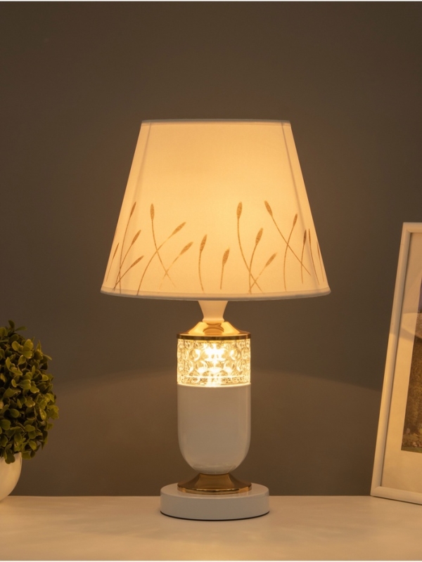 Лампа настольная &laquo;Рим&raquo; 1х40Вт Е27 + ночник 3Вт белый/золото 24.5,24,5.43см