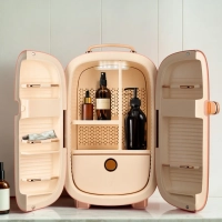 Холодильник для косметики КТ-4117 мини-холодильник 12 л