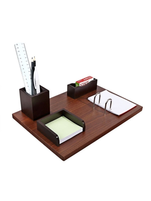 Набор настольный 4в1, 33*23*11 см Набор настольный 4в1, 33*23*11 см