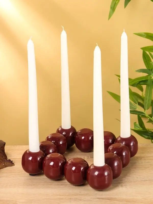 Подсвечник на 4 свечи &laquo;Бусы&raquo;, с 12 сферами, 20.5&times;20.5&times;5.5 см, сливовый