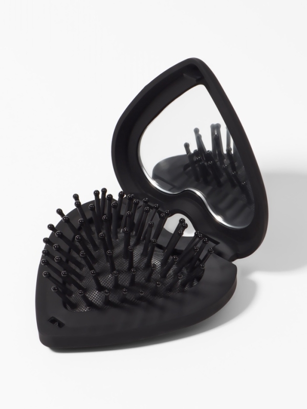 Расчёска массажная &laquo;Сердце&raquo;, складная, с зеркалом, 8&times;2.5 см, матовая, чёрная