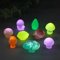 Сувенир эпоксидная смола флюоресцентный "Грибочки" набор 9 шт 1х2,4 см