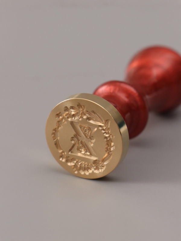 Печать для сургуча с пластиковой ручкой Печать для сургуча с пластиковой ручкой "Венок с буквой Z" 2,5х2,5х6,3 см