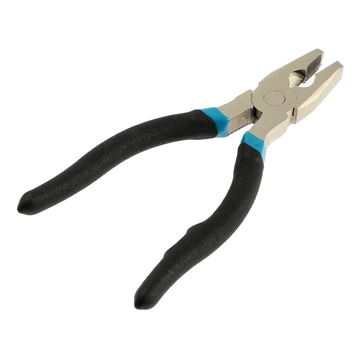 Плоскогубцы комбинированные ТУНДРА, никелированные, обрезиненные рукоятки, 160 мм Плоскогубцы комбинированные ТУНДРА, никелированные, обрезиненные рукоятки, 160 мм