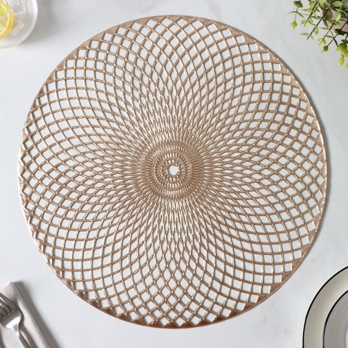 Набор салфеток сервировочных на стол Доляна &laquo;Вира&raquo;, 4 шт, d=38 см, цвет золотой