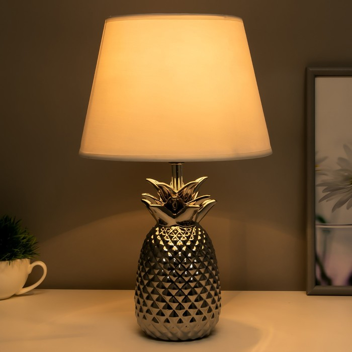 Лампа настольная "Ананас" Е14 40Вт серебро 22х22х36 см RISALUX