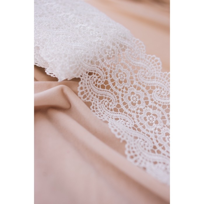 Кружево гипюровое, 105 мм &times; 6,8 &plusmn; 0,5 м, цвет белый