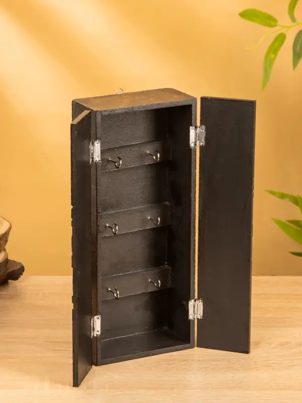 Ключница "Ом" (6 крючков) 14х7х32 см, МДФ