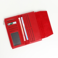 Кошелёк женский на магнитах, цвет красный Кошелёк женский на магнитах, цвет красный