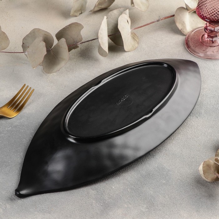 Блюдо &laquo;Чёрный Восток&raquo;, 37&times;15,5&times;3,8 см, цвет чёрный