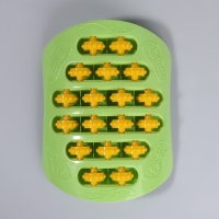 Массажёр для ног, с шипами, 26 &times; 18 &times; 5 см, цвет зелёный/оранжевый