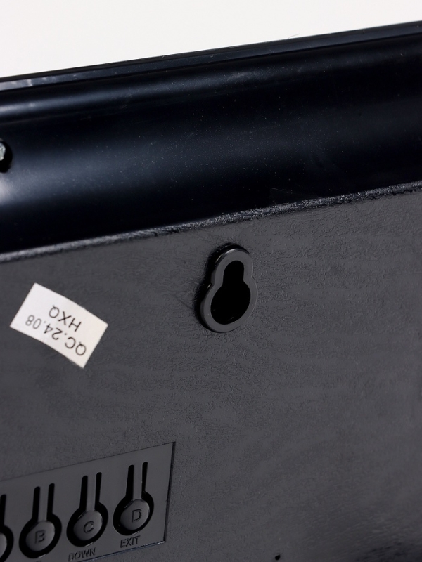 Часы электронные настенные, календарь и термометр, 36.2 х 15.5 см, белые цифры 10 х 4.5 см   1076627