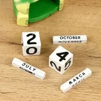 Календарь настольный &laquo;Лягушка&raquo;, 10&times;6&times;21 см, дерево, светло-зелёный